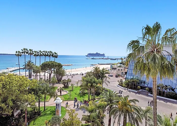 7 Croisette
